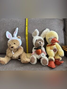 Boyds Bears Cream Bunny Bear with Brown Face and Orange Pumpkin